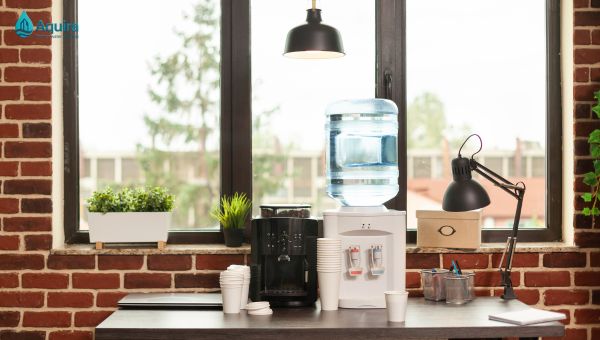 Máy lọc uống trực tiếp là đủ khi nhu cầu nước chính yếu là uống và nấu ăn, chi phí hạn chế, hoặc gia đình sống thuê, di chuyển thường xuyên, không cần lọc toàn bộ nước.