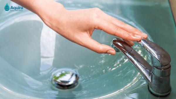 So sánh than Jacobi và các loại than khác cho thấy Jacobi có BET, iodine number cao hơn, hiệu quả hấp phụ tốt, tuổi thọ dài và ứng dụng linh hoạt hơn trong lọc nước.